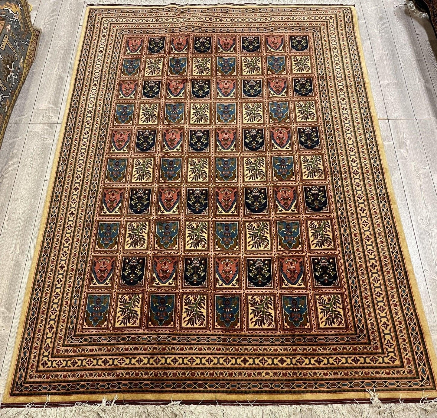 Afghani I Bakhtiari 7x10 Area Rug