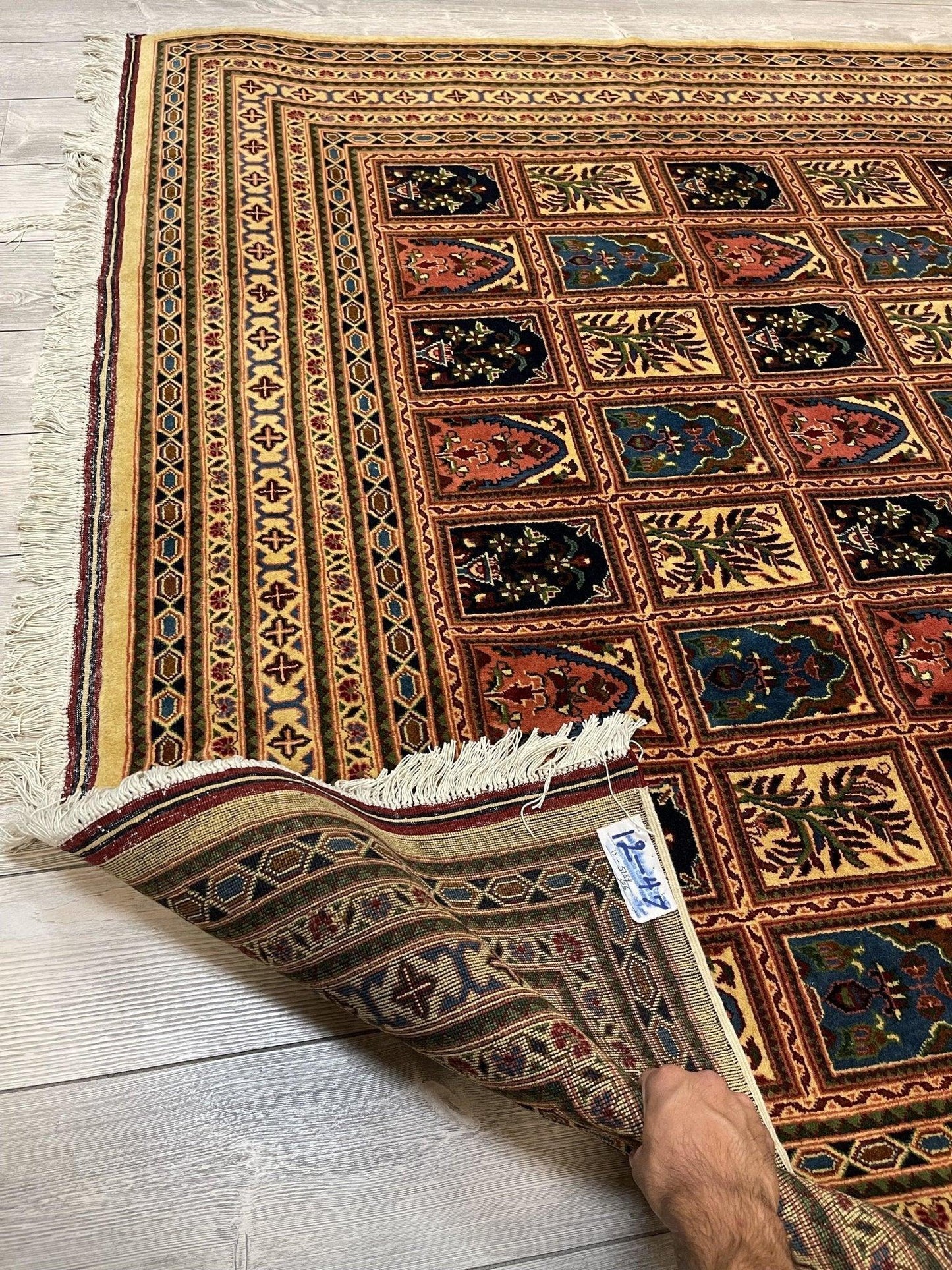 Afghani I Bakhtiari 7x10 Area Rug