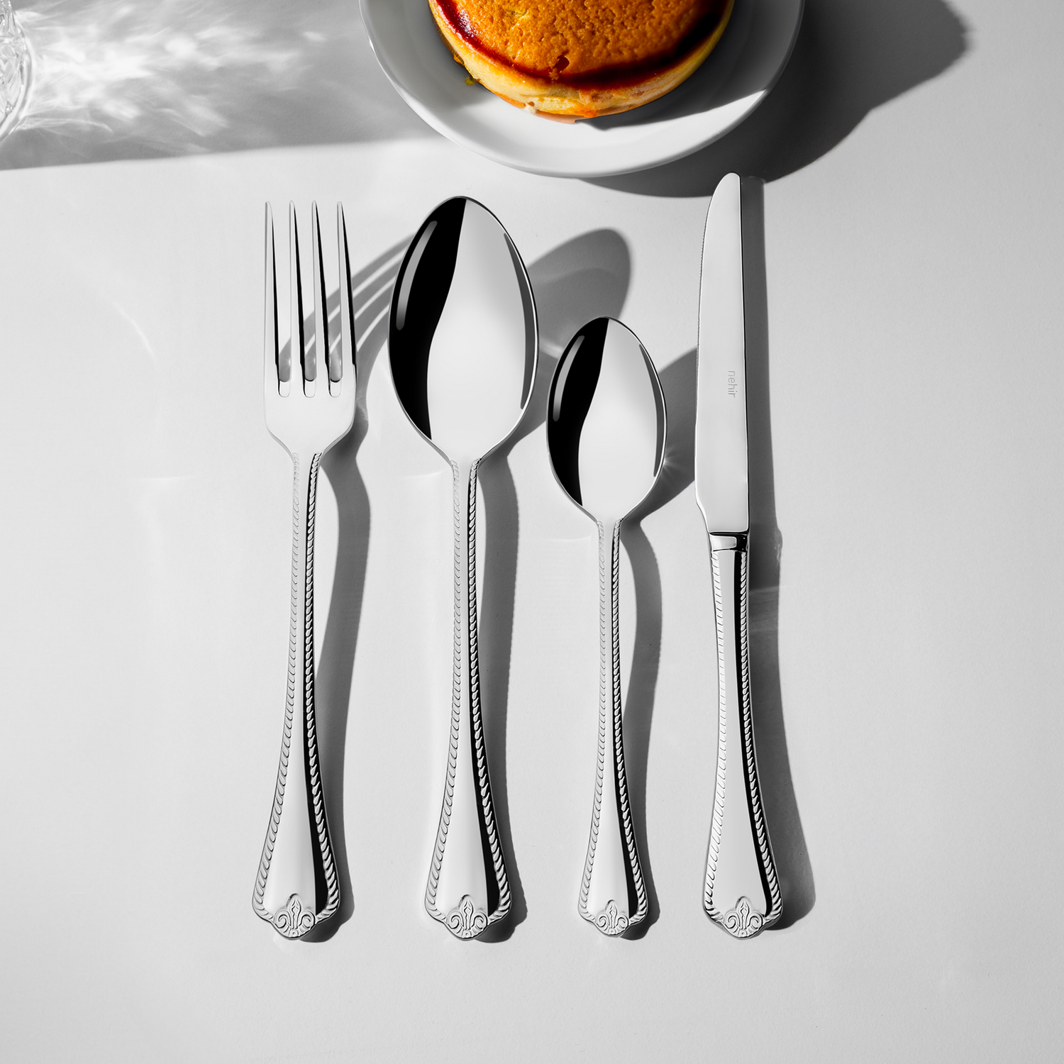 Fulya 16-Piece Cutlery Set