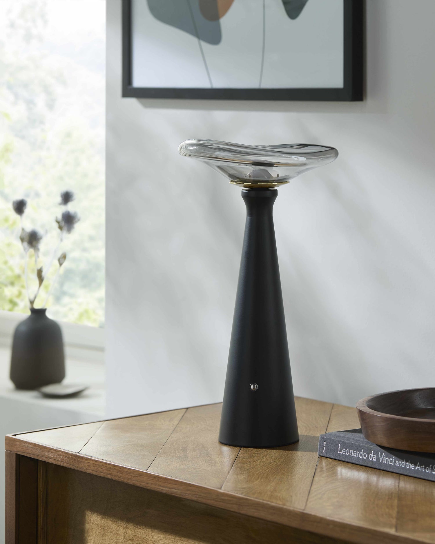 Dinteloord Black Table Lamp