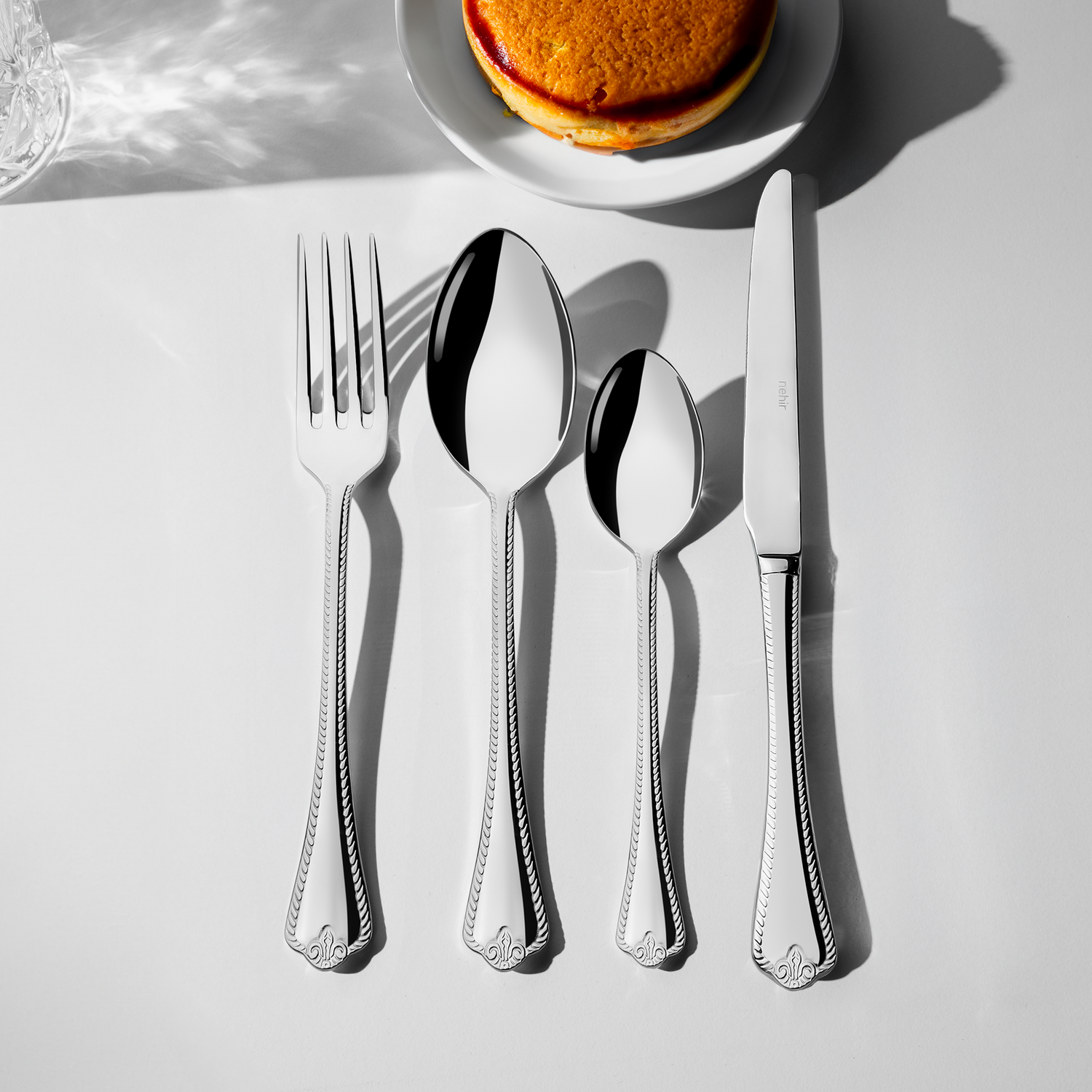 Fulya 24-Piece Cutlery Set