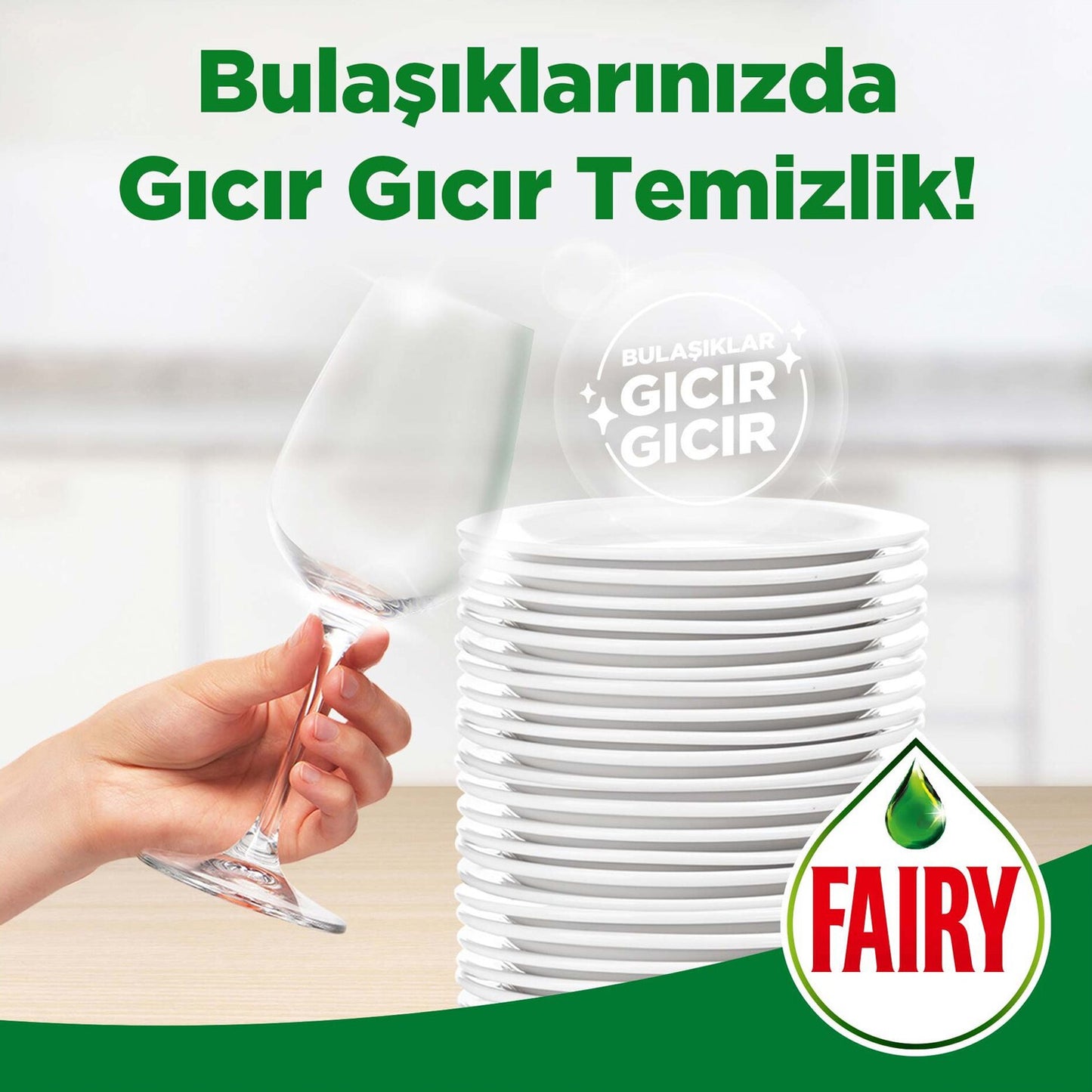 Fairy Detergent Apple 650Ml