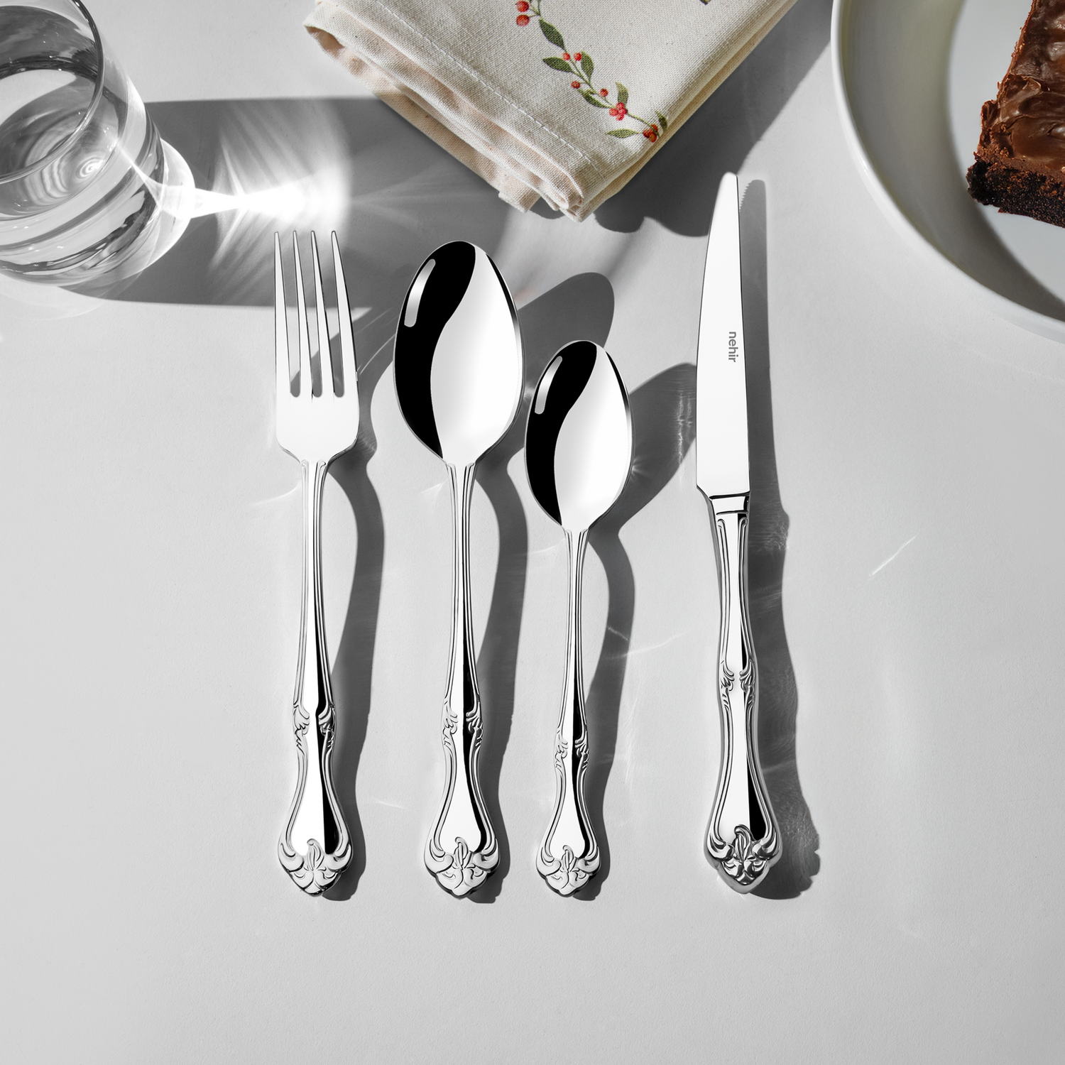 Lalezar 24-Piece Cutlery Set