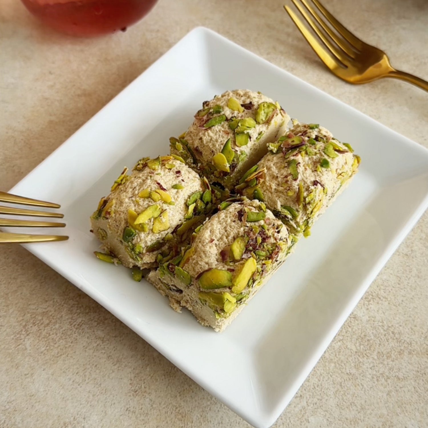 Moda Halva, Pistachio, Baklava Sliced, 16oz (454g)