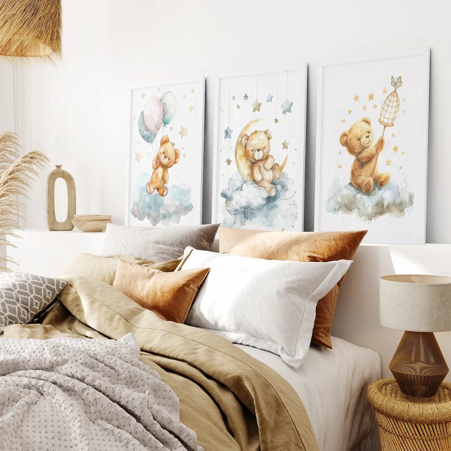 Set of 3 Teddy Bear with Balloon Print Decor Set