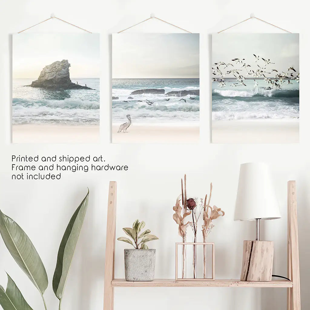 Kayalıklı Okyanus Plajı. Bej Mavi Sahil Üçlemesi