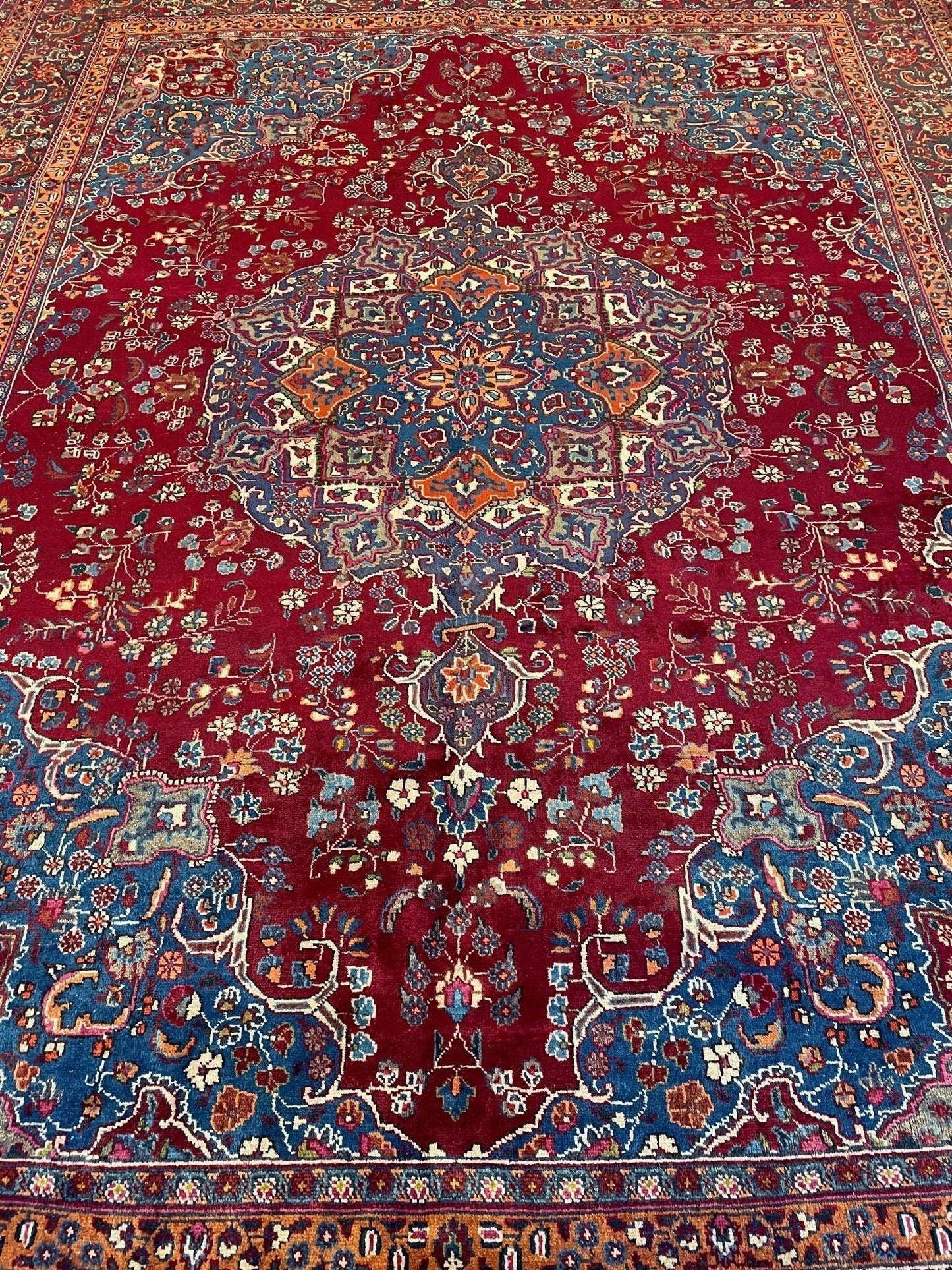Elegant Hand Knotted Khorasan Area Rug 9’8” x 12’10”