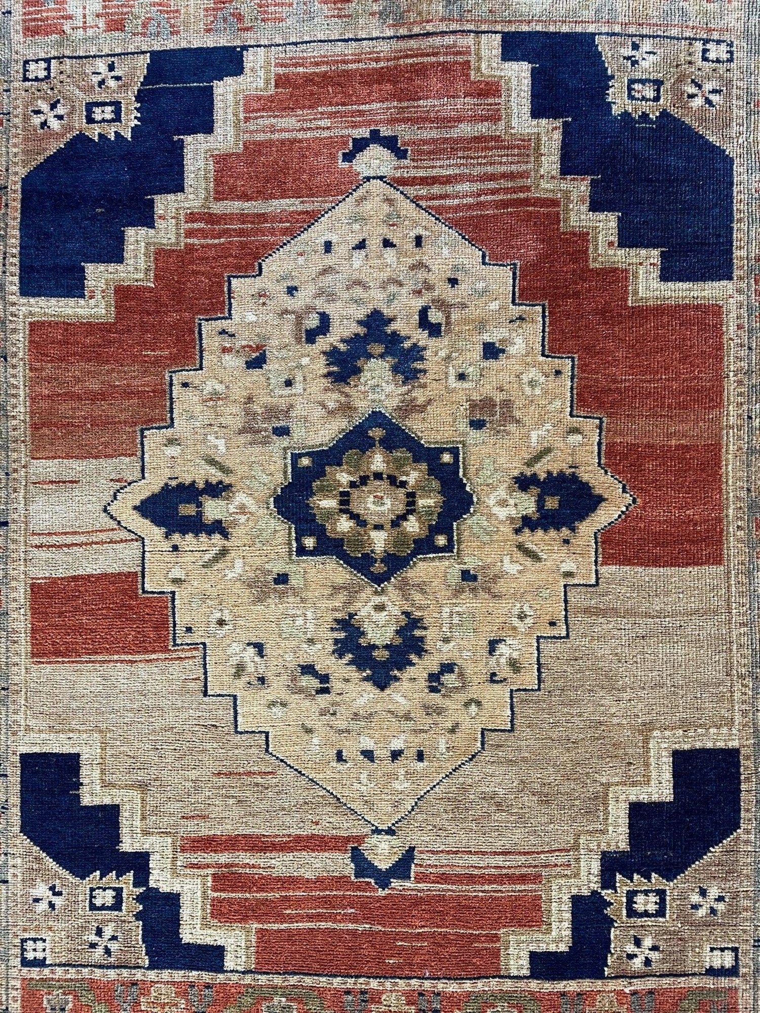 Exquisite handmade oushak rug 3'7''x5'