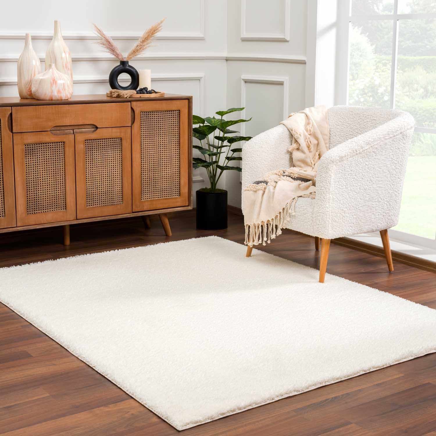 Crevalo Cream Subtle Wavy Abstract Modern Minimalist Polyester Machine Woven Area Rug